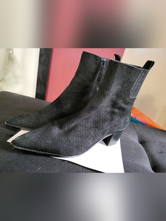 Kelsi Dagger Shoes - Kelsi Dagger Mid-Height Ankle Boots Island Black - SZ 9.5